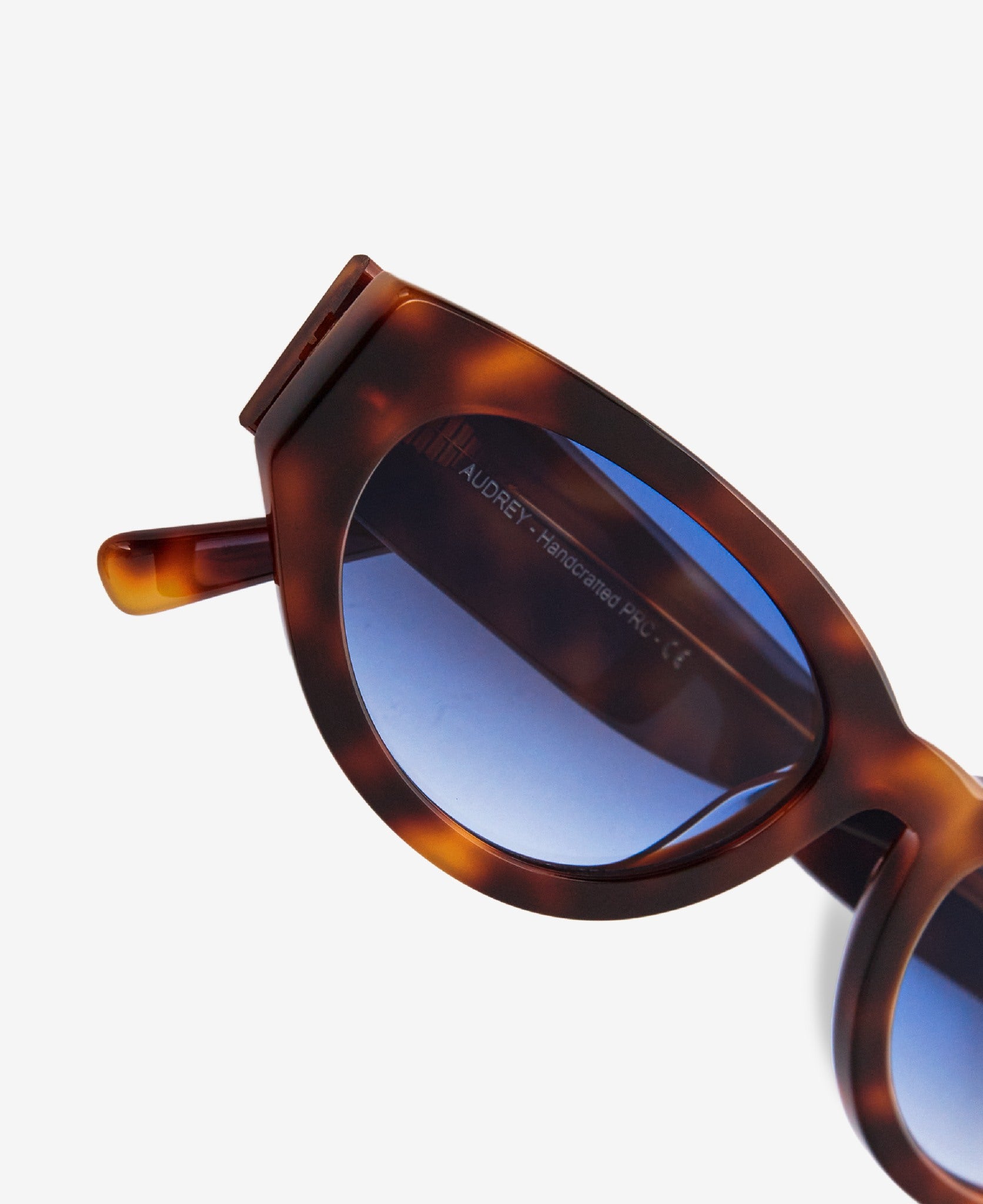 AUDREY Tortoise Blue - Cateye Sunglasses|MESSYWEEKEND