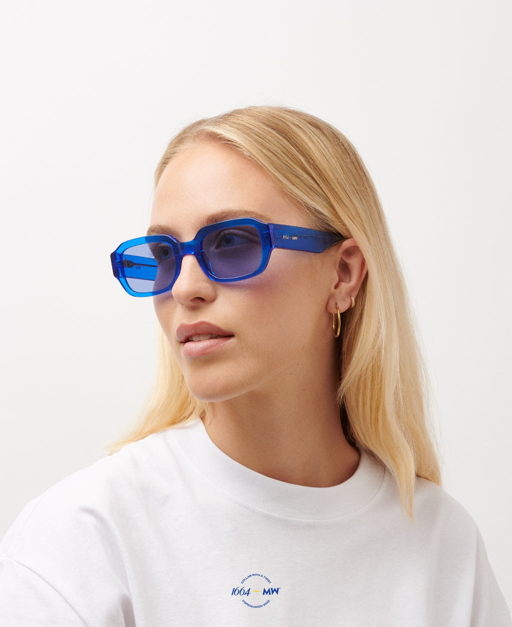 1664-1 - Blue Crystal Blue