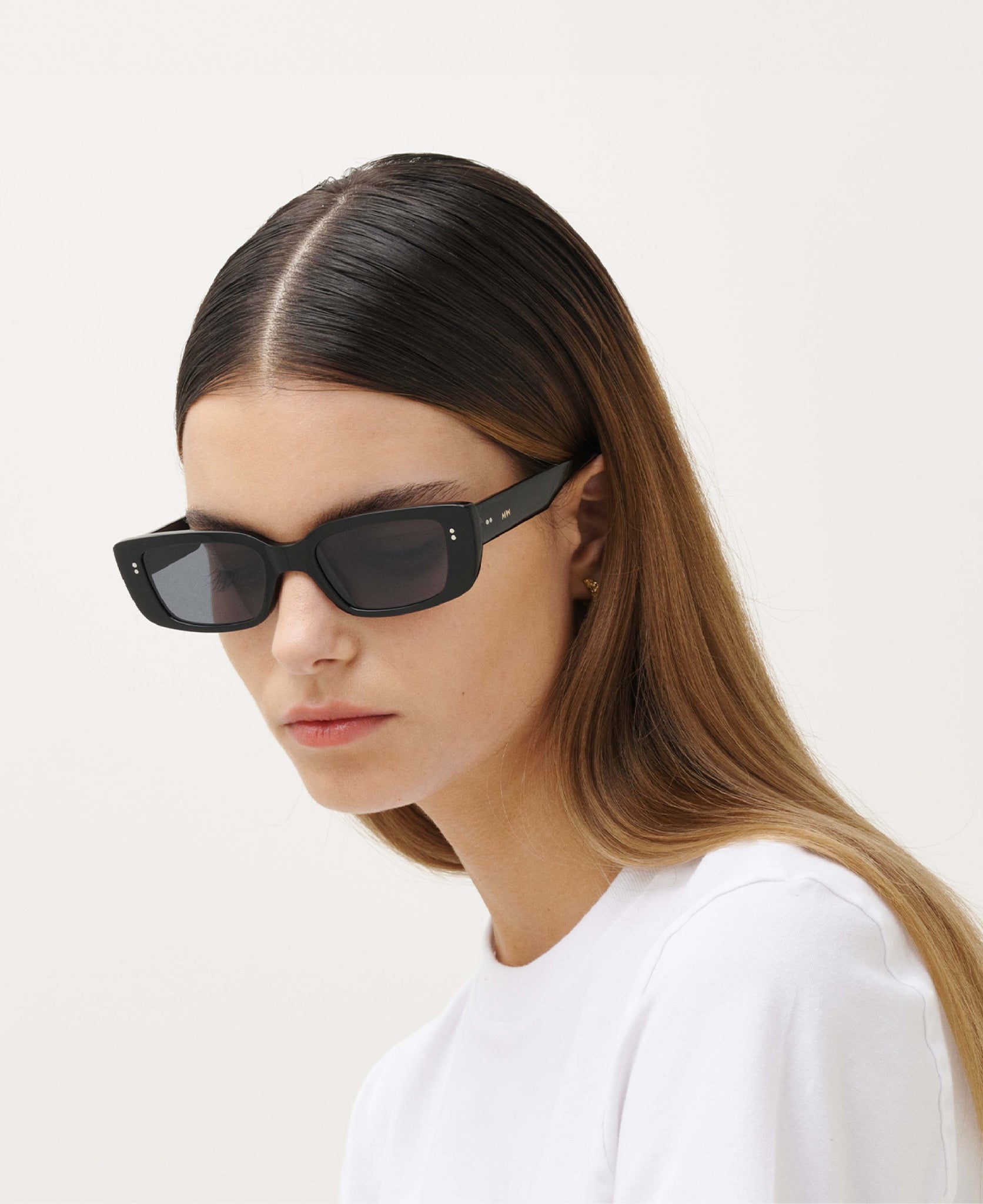 Grace GRACE Black - Rectangular Sunglasses | MESSYWEEKEND