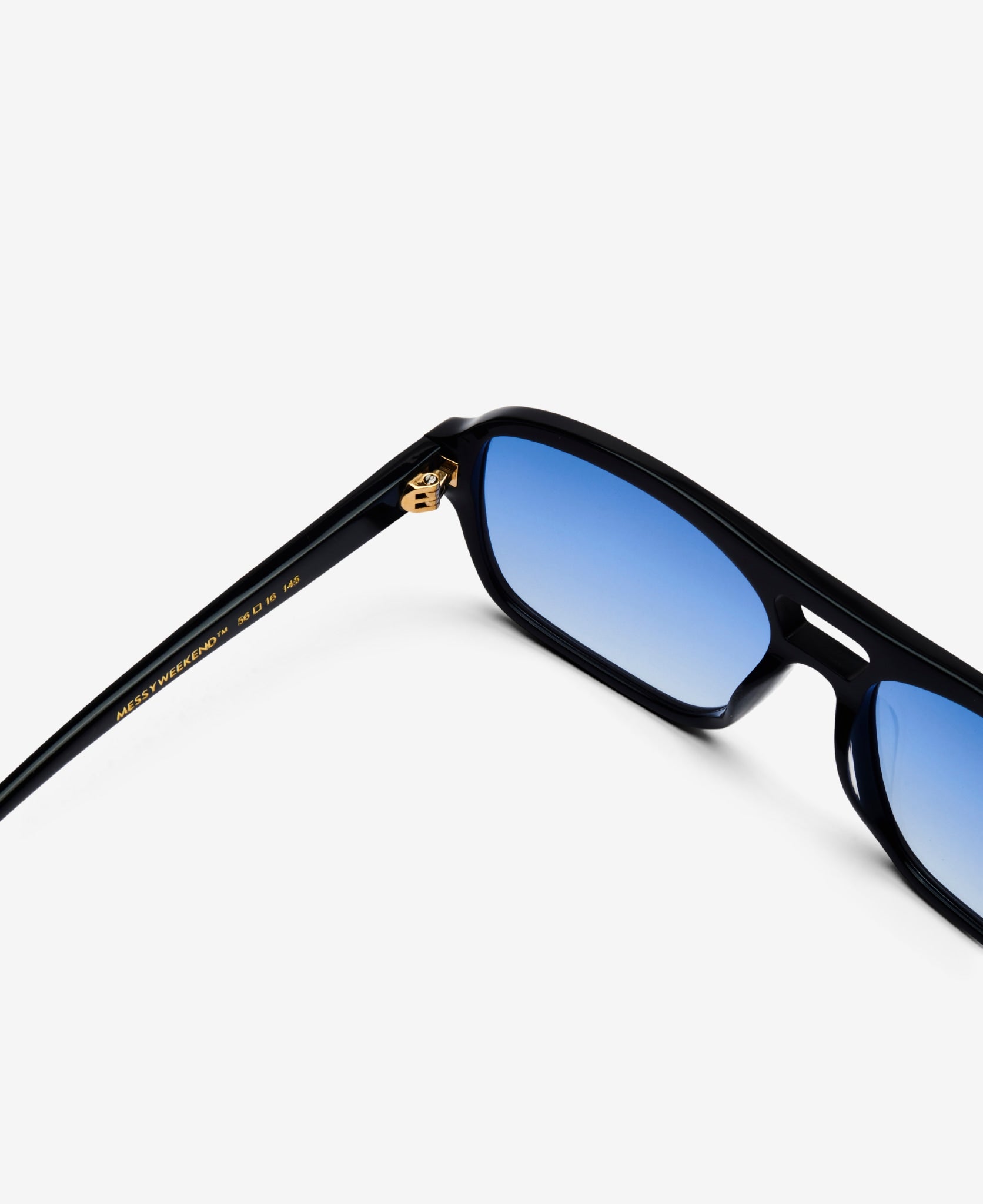 BURT Black - Sunglasses |MESSYWEEKEND Aviator – Blue Lens